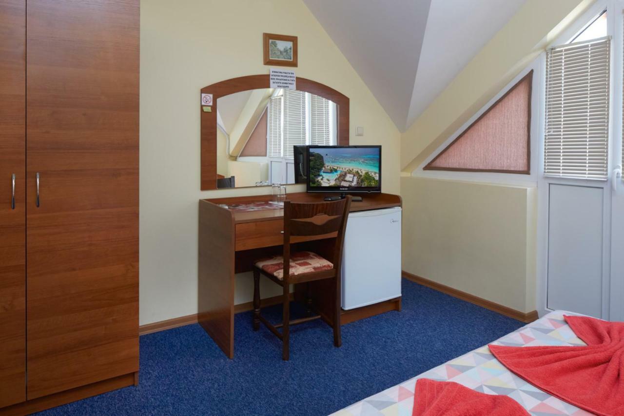 Guest House Plechkarovi Ravda ภายนอก รูปภาพ